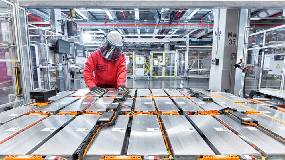 Are Million-Mile Batteries Coming for EVs?
