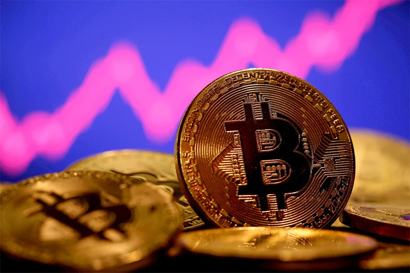 Billionaire Counts on Bitcoin